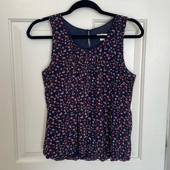 Xhilaration Tops - Xhilaration Womens Medium Tank Top Blouse Floral Blue Red White Scoop Neckline